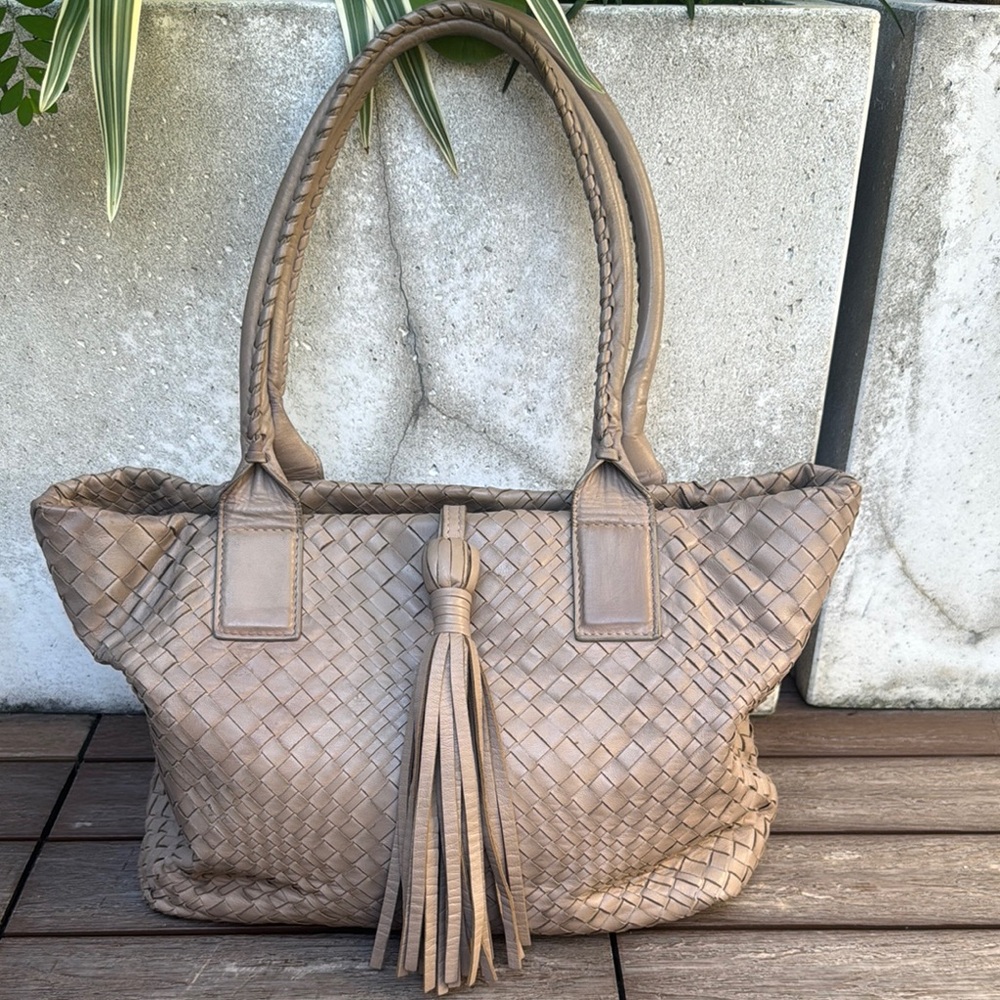 Setefano Bravo Woven Tan Tote Bag - Picture 1 of 10